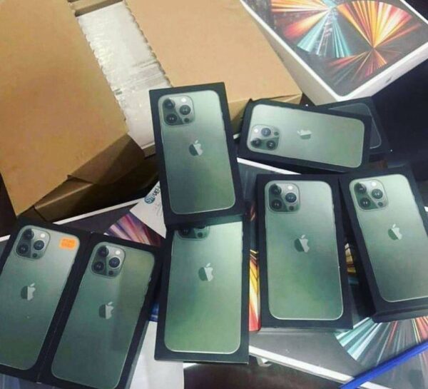 Refurbished iPhones - Image 11