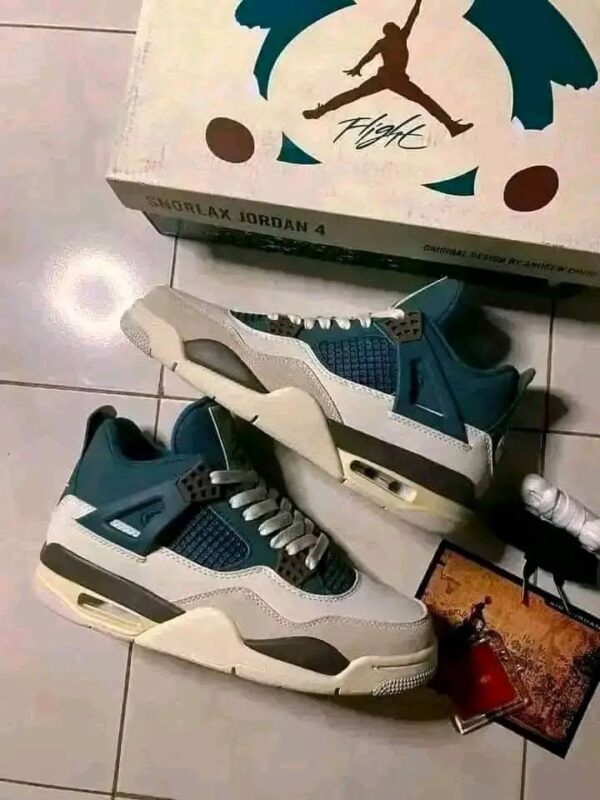 Original Jordan shoes - Image 8